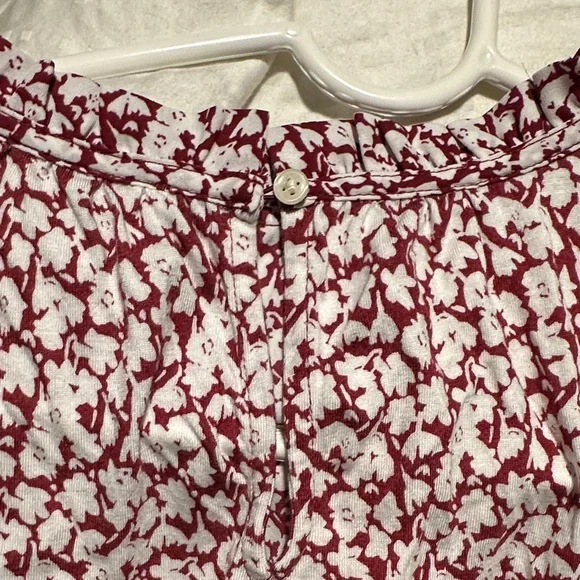 LOFT Sleeveless Floral Blouse - Black and White - Picture 8 of 9